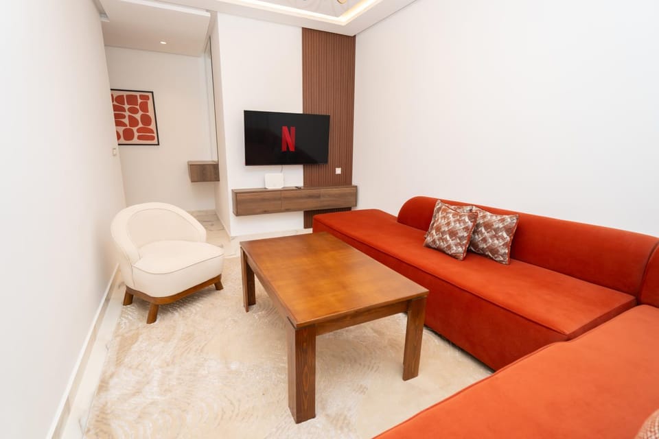 Serenity stays luxury suites & appart 18 family only near TGV Apartment in Tangier