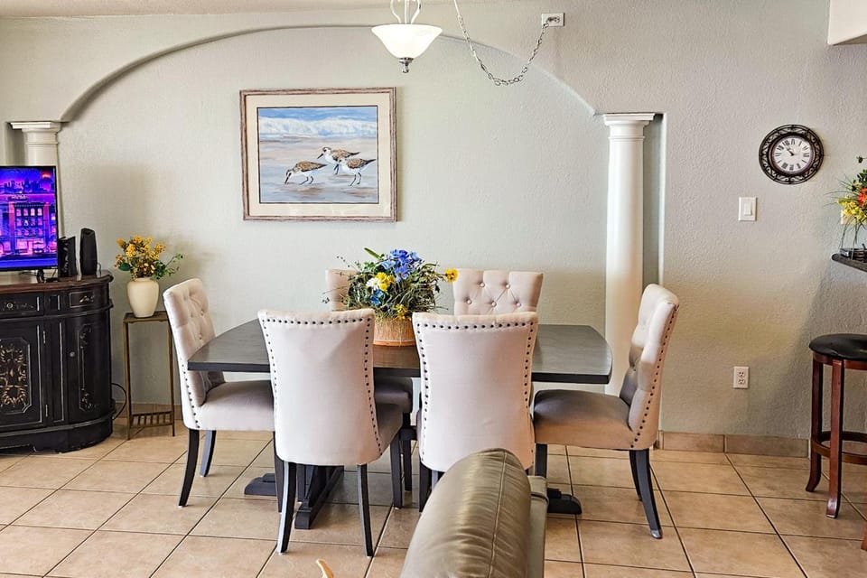 Walkable, All-Suite 3BR: Suntide III - Unit 1003 House in South Padre Island