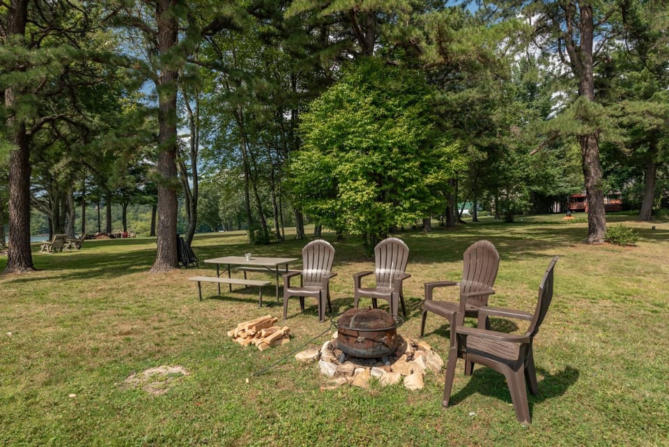 Willow Point by Railey Vacations House in Deep Creek Lake