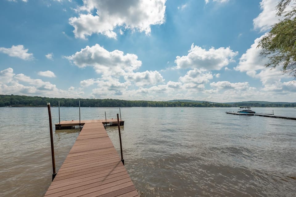 Willow Point by Railey Vacations House in Deep Creek Lake