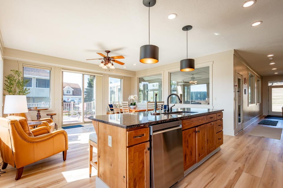 Waterfront Links House in Deep Creek Lake