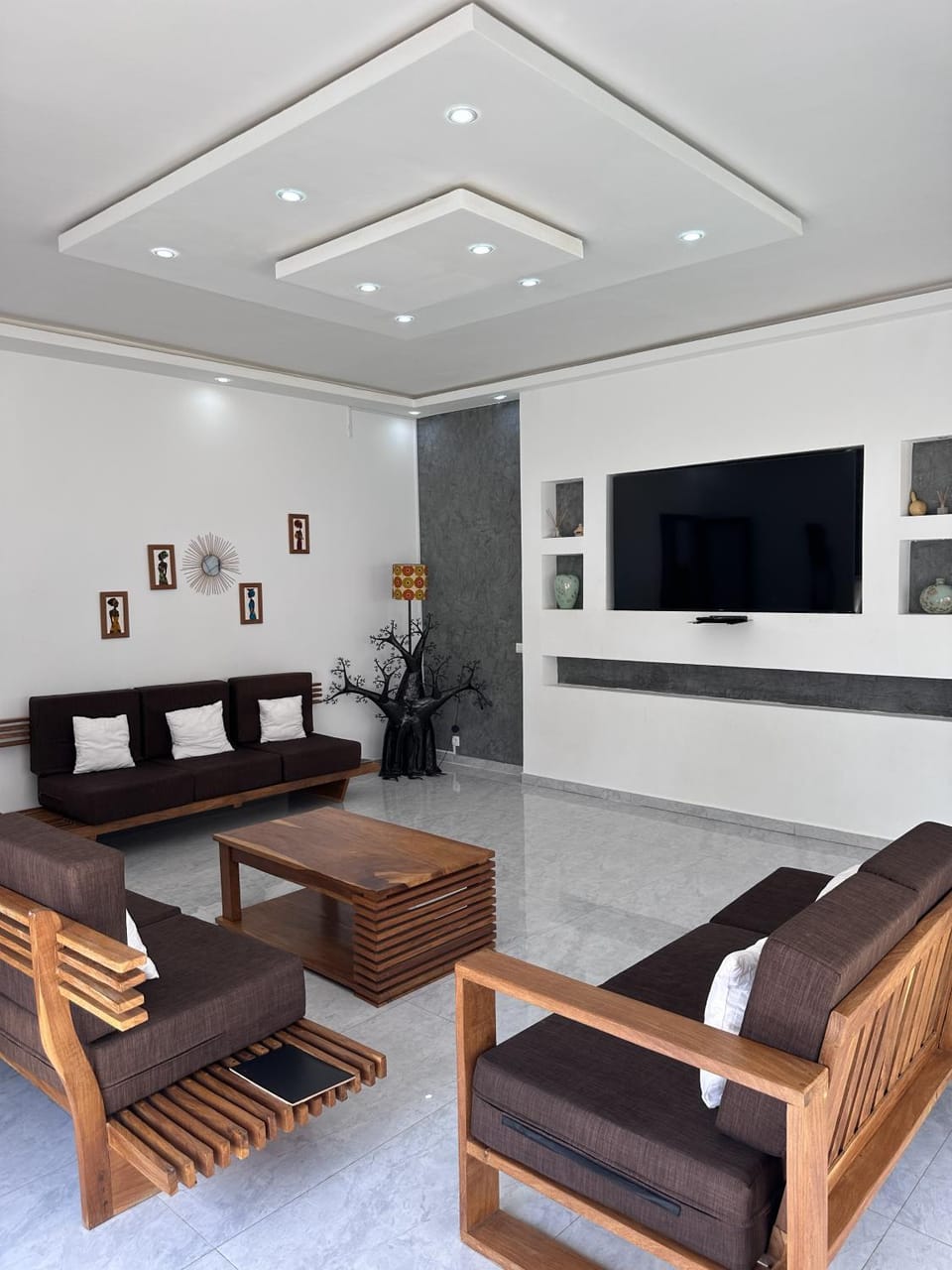 Communal lounge/ TV room