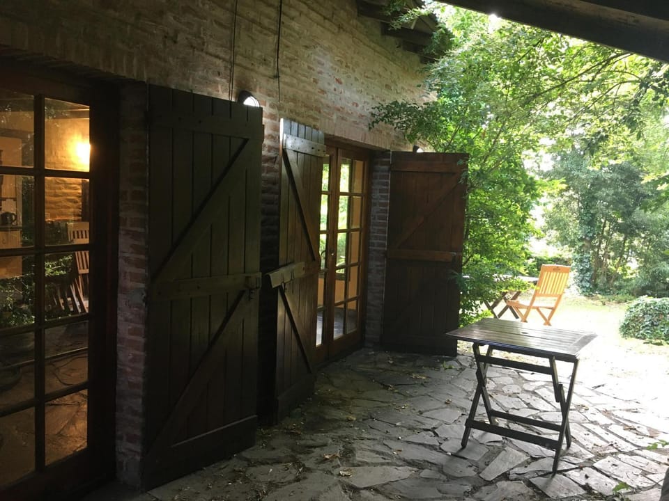Cabaña en bosque Peralta ramos para 4 personas House in Mar del Plata