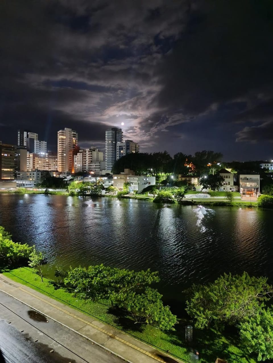City view, River view