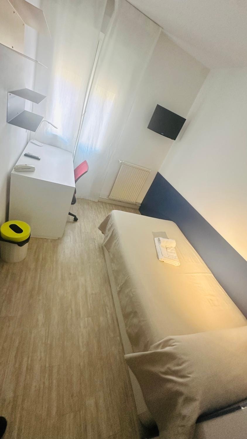 Residencia Universitaria Tagaste Madrid Hostel in Madrid