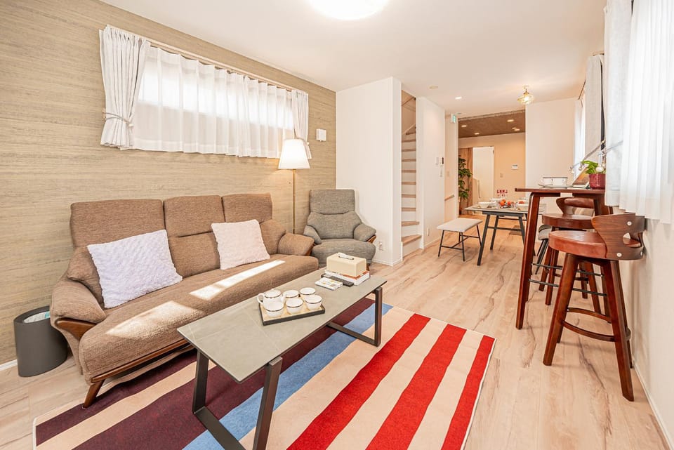 Minami Inn 3 bed rooms Villa 8 minutes walk from JR line Koiwa station For Family Apartment in Japan