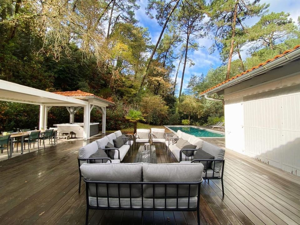 Villa spacieuse avec jacuzzi et piscine chauffée à Hossegor - FR-1-413-261 Villa in Hossegor