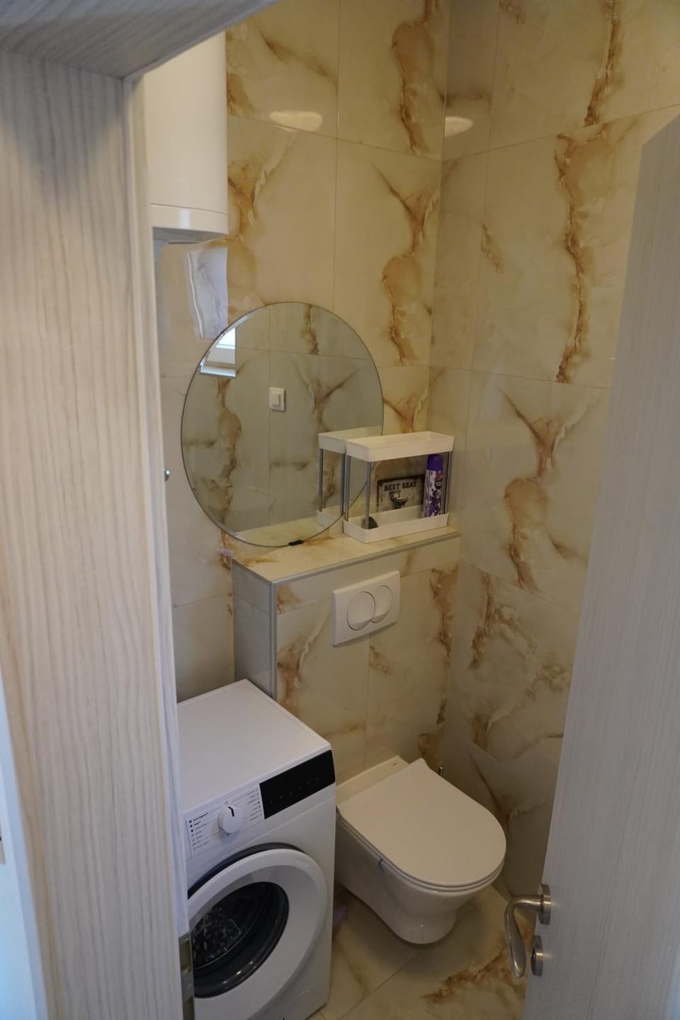 Bathroom, washing machine