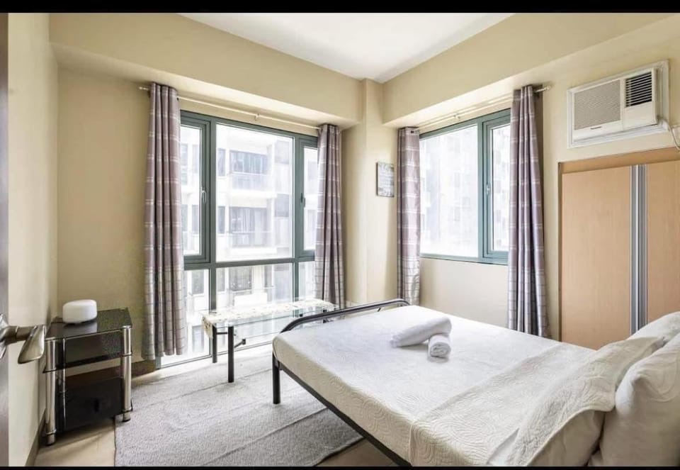 1 Bedroom Apartment Condo Across Manila Airport NAIA T3 Apartment hotel in Pasay