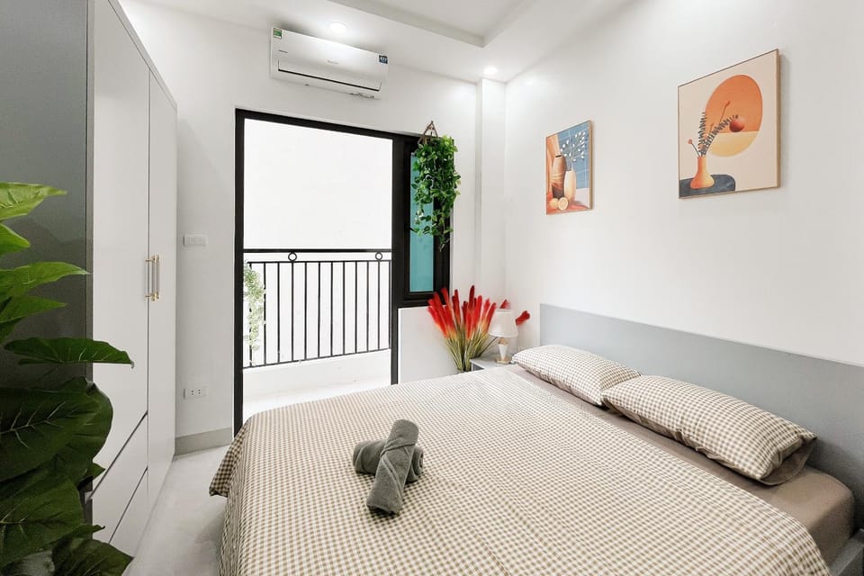Bed, View (from property/room), Photo of the whole room, Bedroom, air conditioner