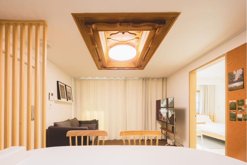 OnStay Hongdae, Spacious 6-Guest Stay, 7min Walk Apartment in Seoul