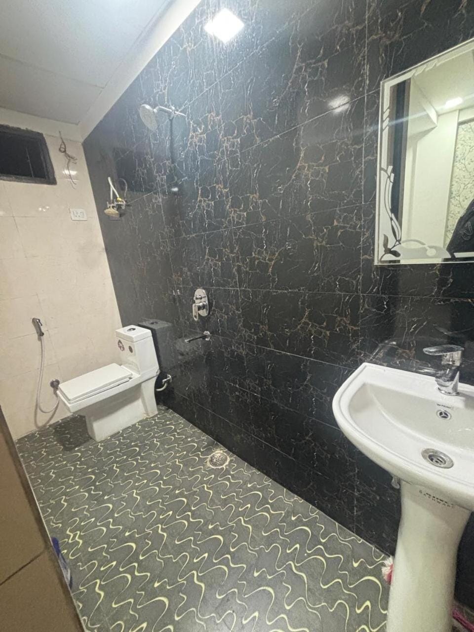 SarNest Homestay at Noida Extension Apartment in Noida