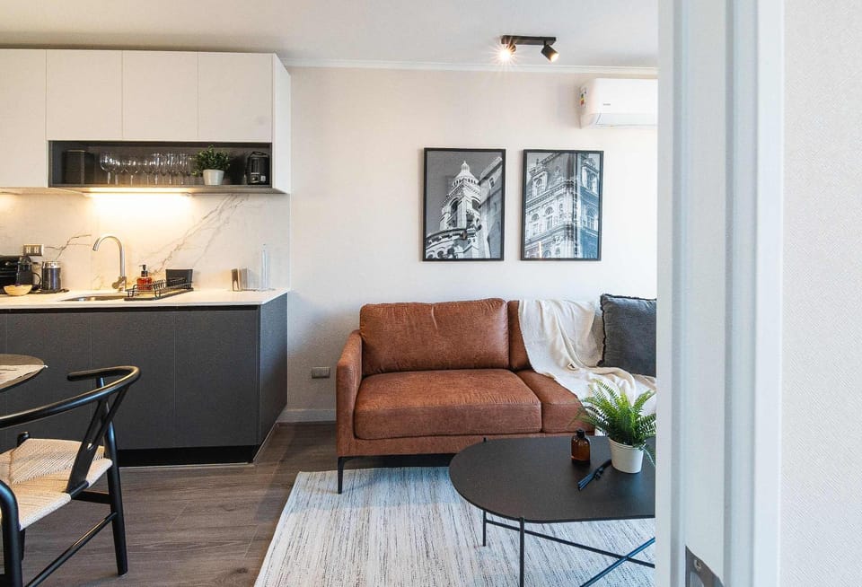 HOM I Parking l Piscina l Metro Irarrazaval l Gym Apartment in Santiago