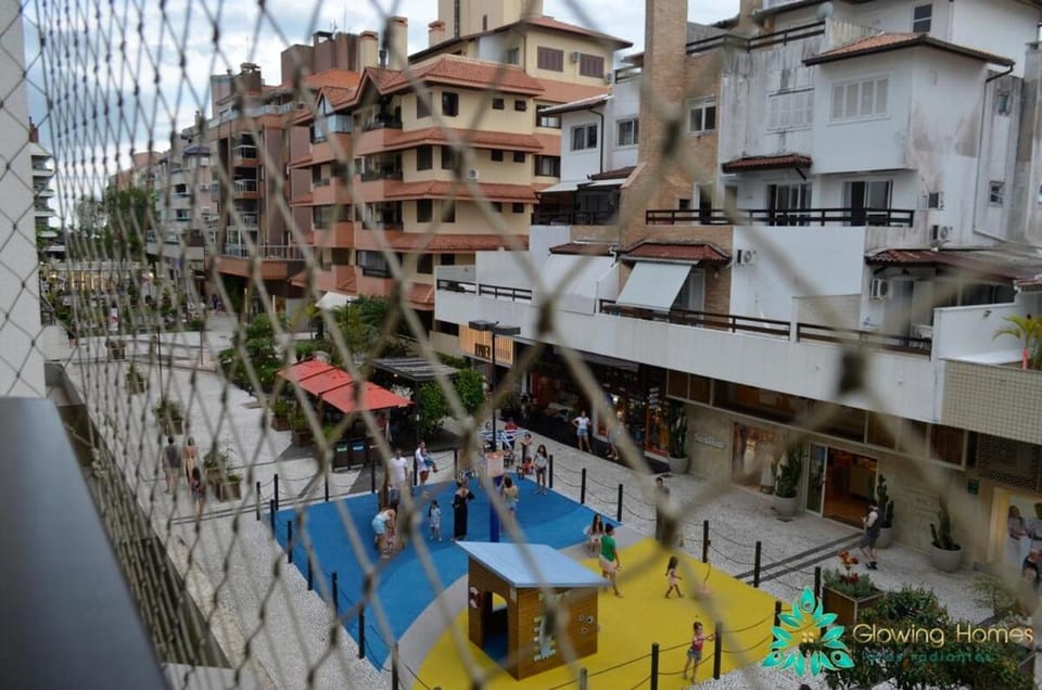 People, Neighbourhood, City view, Street view, Location