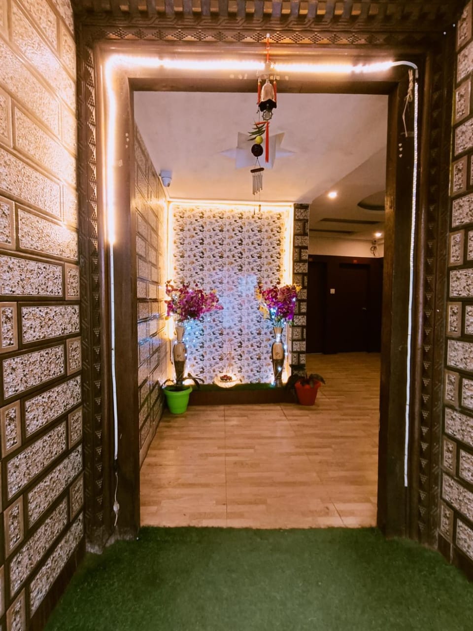 Facade/entrance