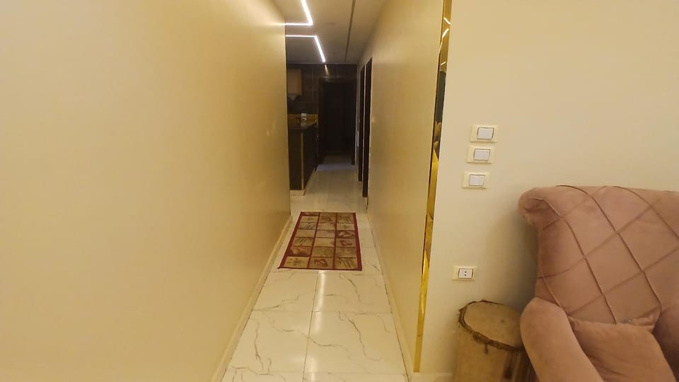 شقه فندقيه بسعر مغري جدا في ميدان لبنان المهندسين الجيزة Apartment in Egypt