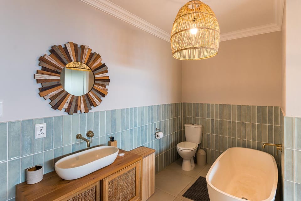 Bathroom, Bath