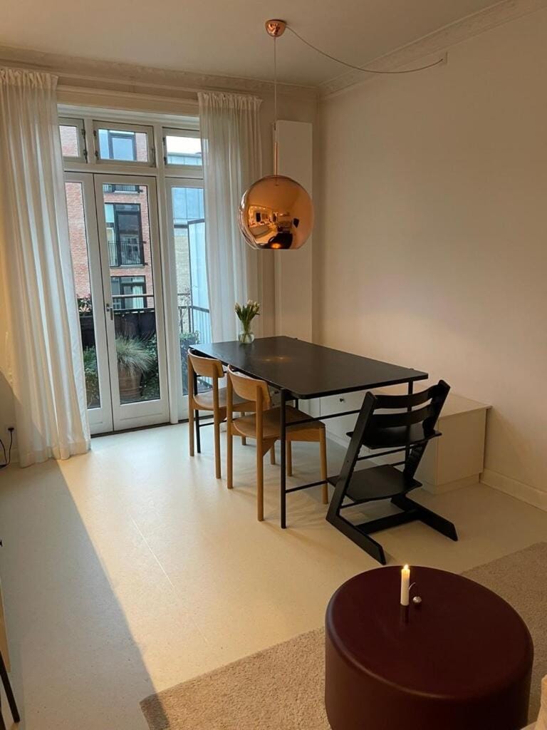 Bright Family-Friendly Apartment with Balcony Apartment in Frederiksberg