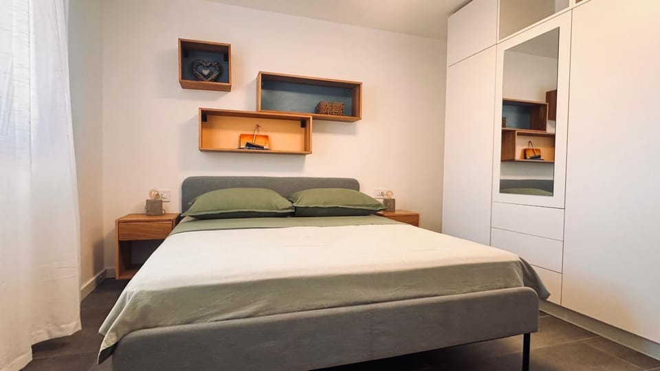 Bed, Bedroom, wardrobe