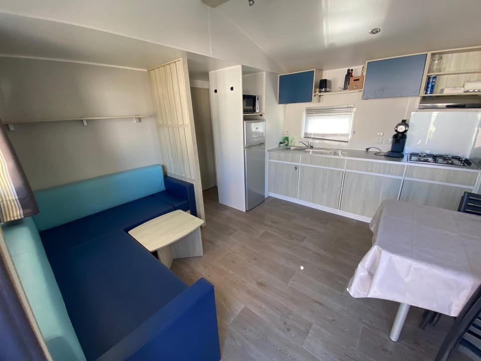 Mobil-home narbonne plage Campground/ 
RV Resort in Narbonne