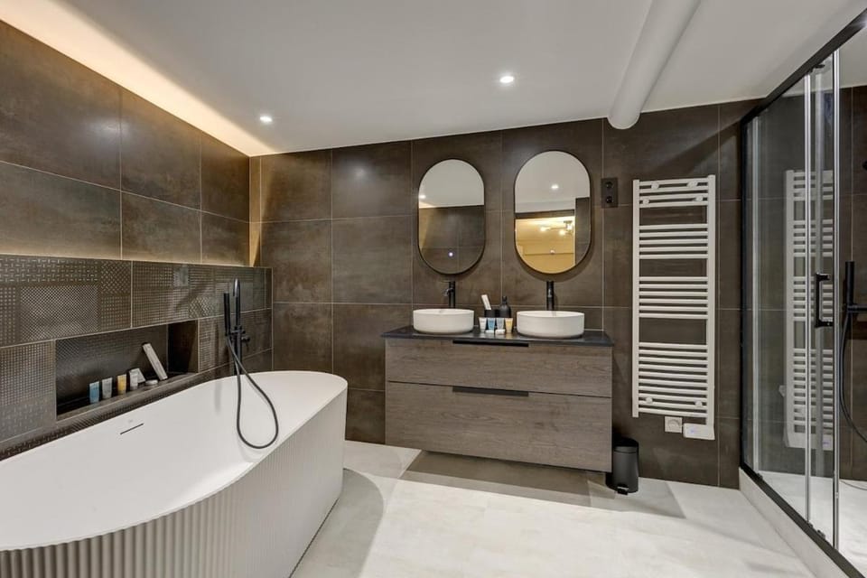 Loft d'exception cœur de Paris 4BR 12P Apartment in Paris