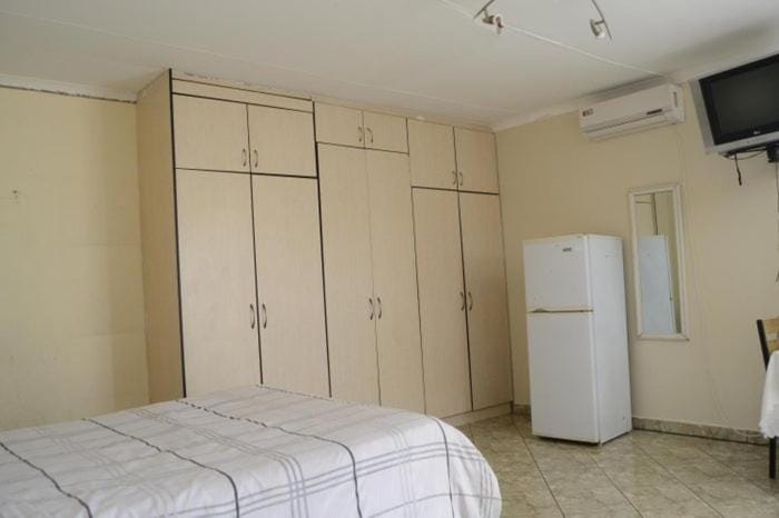 Windhoek North GuestHouse Bed and Breakfast in Windhoek