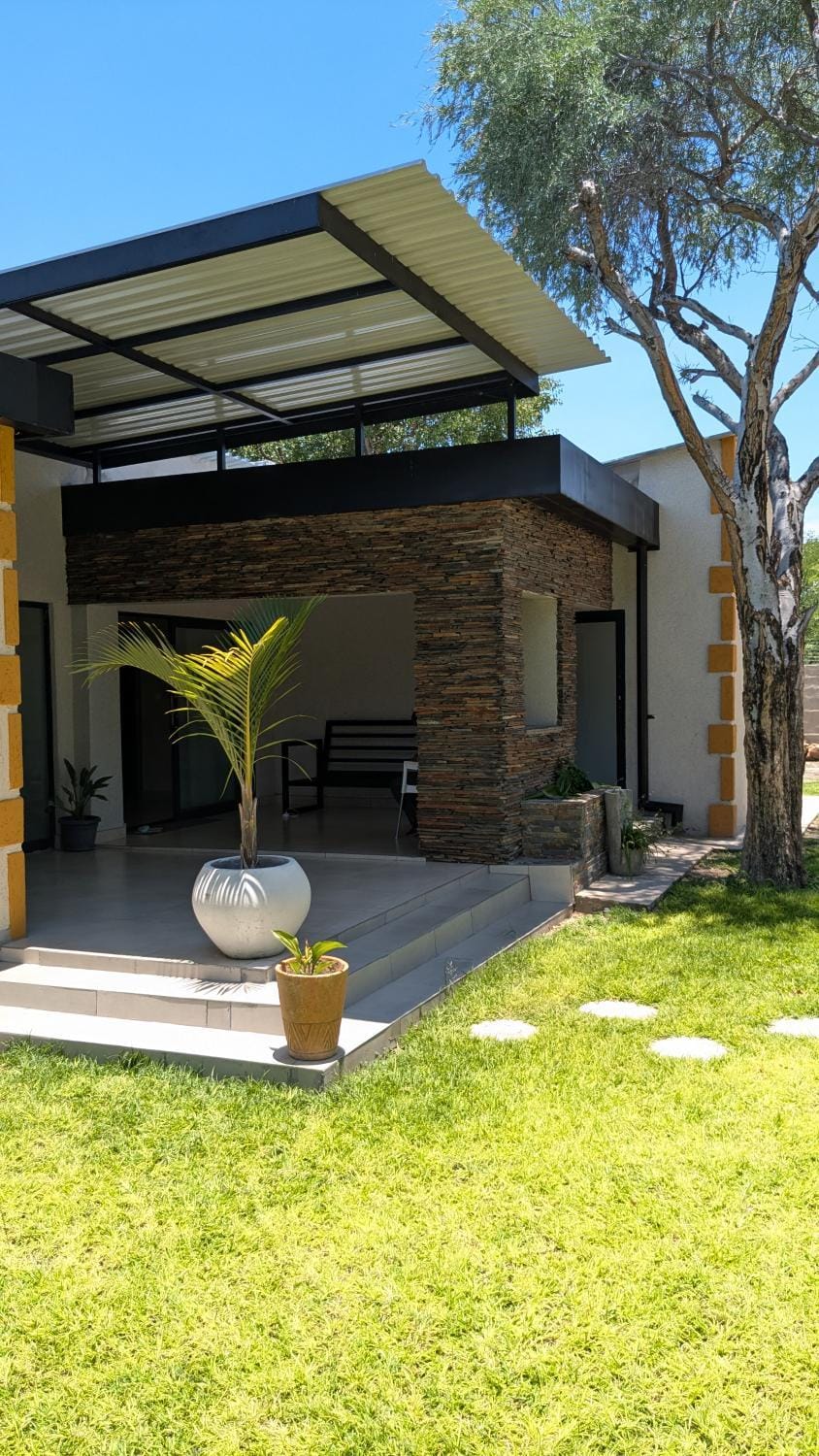 The Homely Curve Guesthouse Bed and Breakfast in Africa