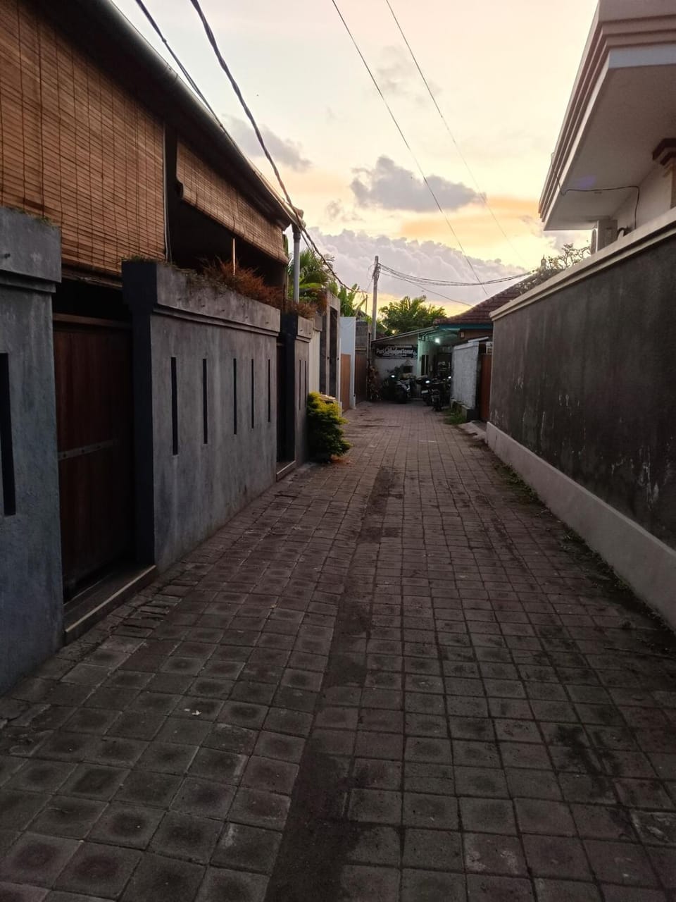 Property building, Neighbourhood, Street view