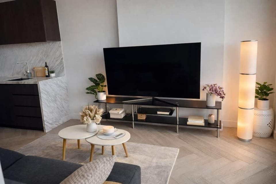 Skyline Sanctuary Apartment in Southbank