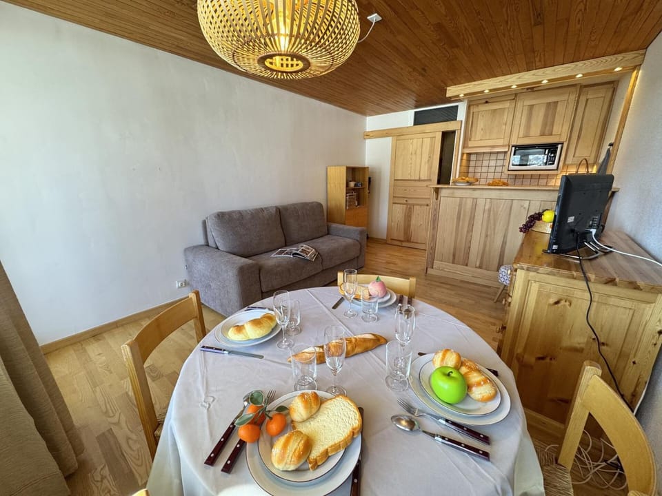 Résidence Les Fibieres - APPARTEMENT, 4 PERSONNES, PIED DES PISTES MAE-9203 Apartment in Provence-Alpes-Côte d'Azur