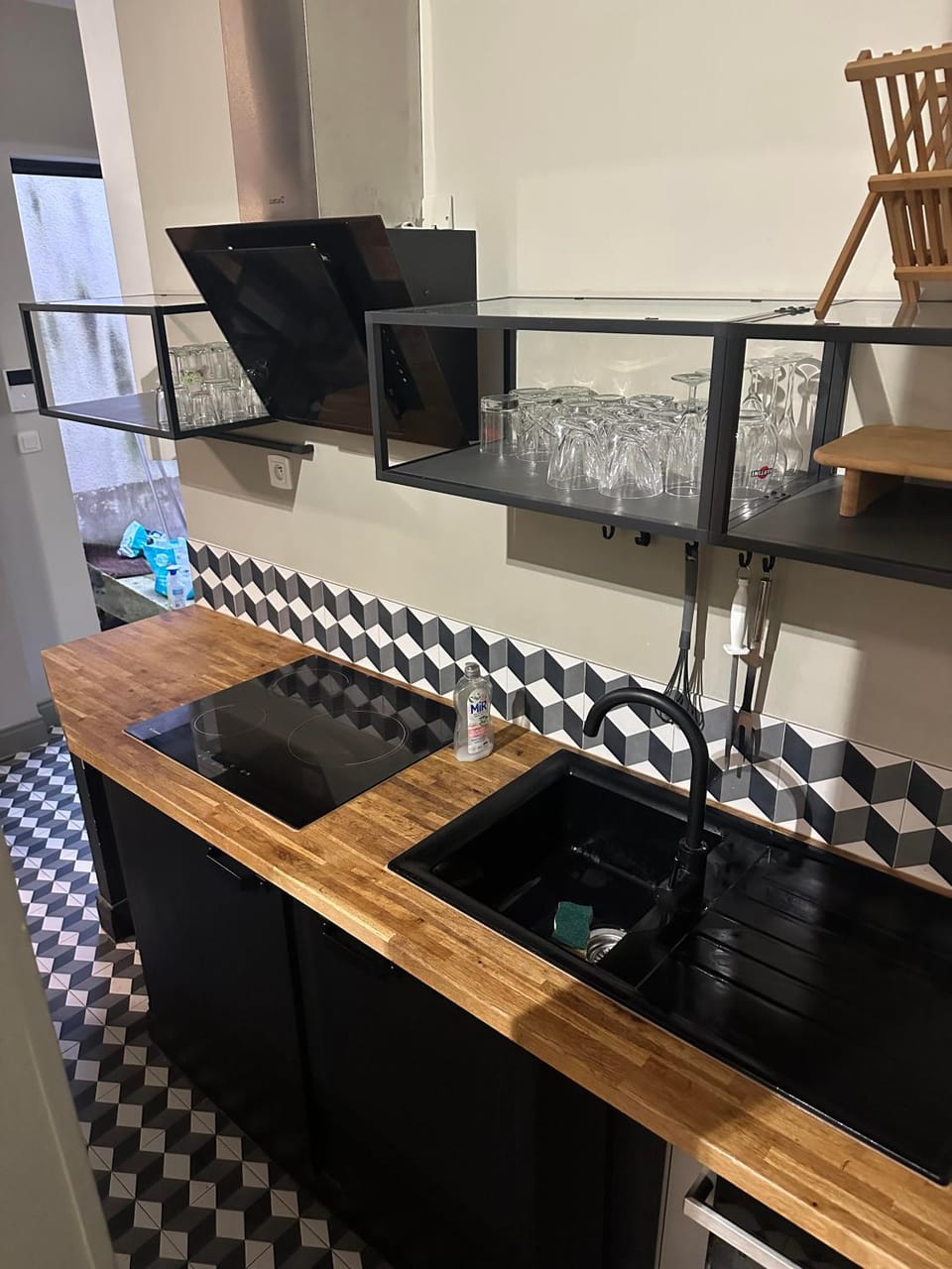 Kitchen or kitchenette, stove