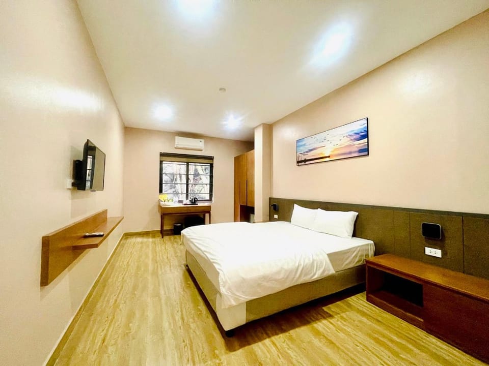 Family Home Catba Hostel in Laos