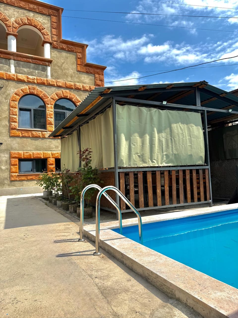 RedRose guest house Dilijan House in Armenia