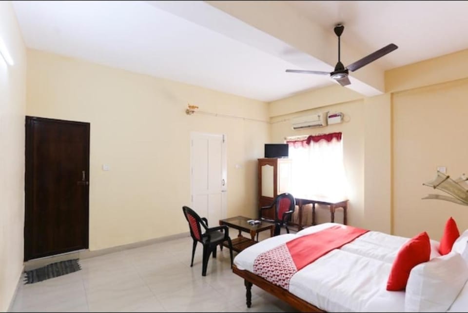 Apna Punjabi Dhaba International Hotel Hotel in Thiruvananthapuram