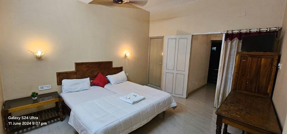 Apna Punjabi Dhaba International Hotel Hotel in Thiruvananthapuram