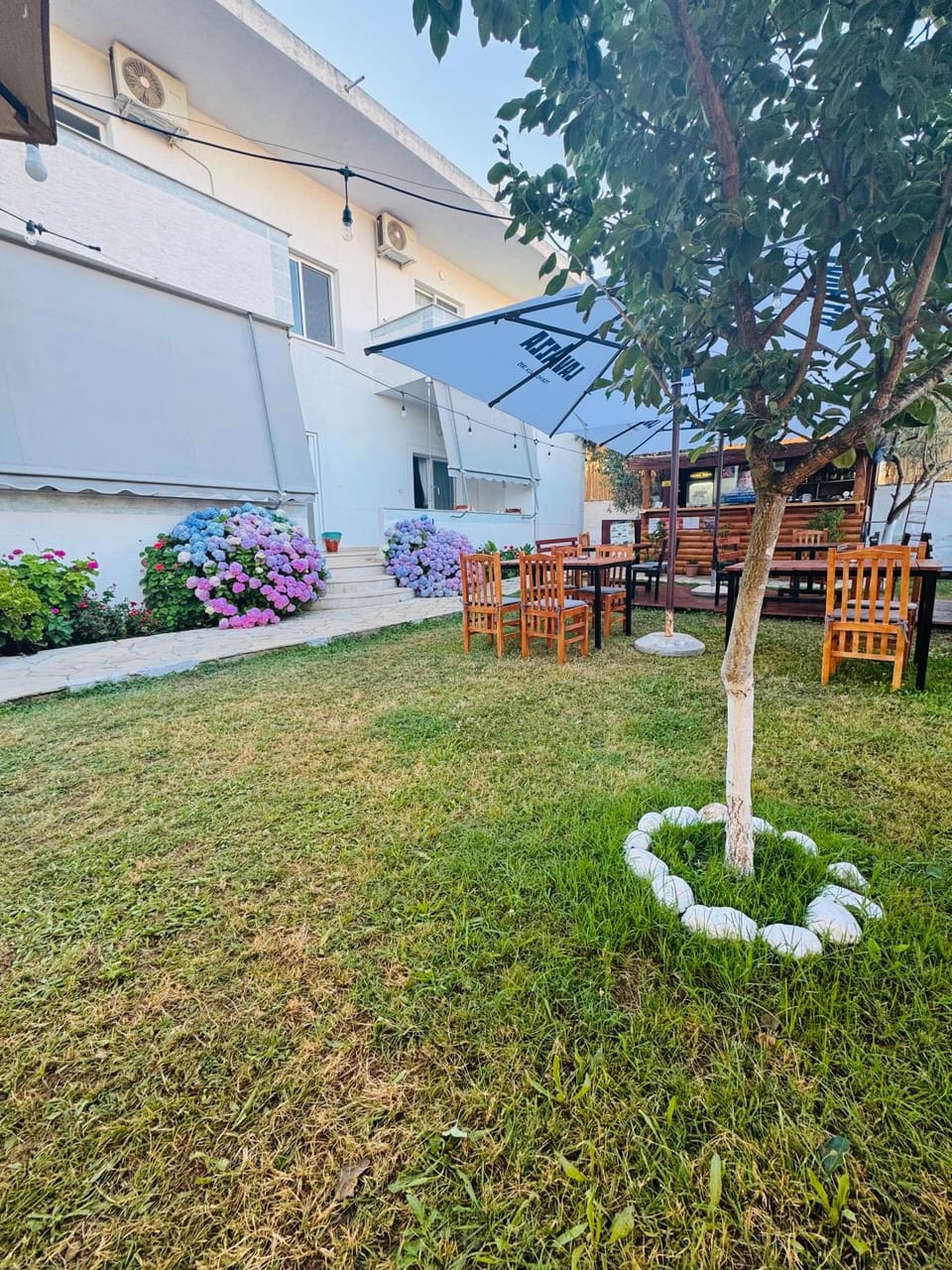 Property building, Patio, Garden, Dining area, Garden view
