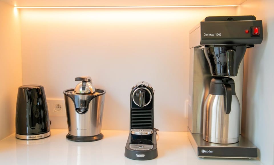 Coffee/tea facilities