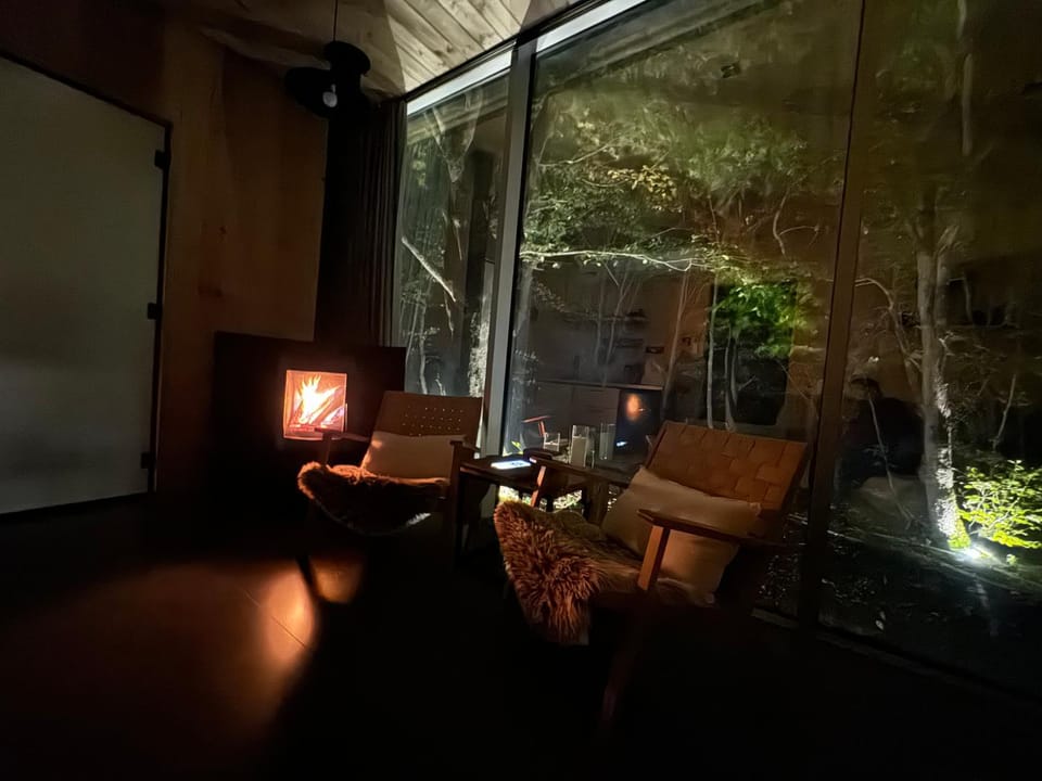 Night, Living room