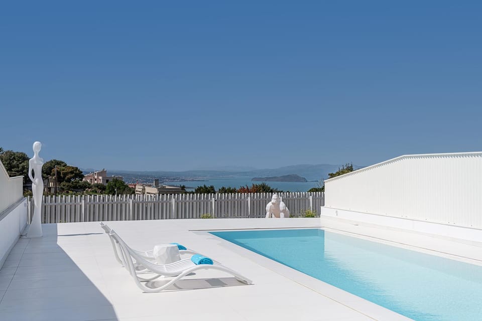 Day, Natural landscape, View (from property/room), Balcony/Terrace, City view, City view, Mountain view, Pool view, Sea view, Sea view, Swimming pool, Swimming pool, sunbed