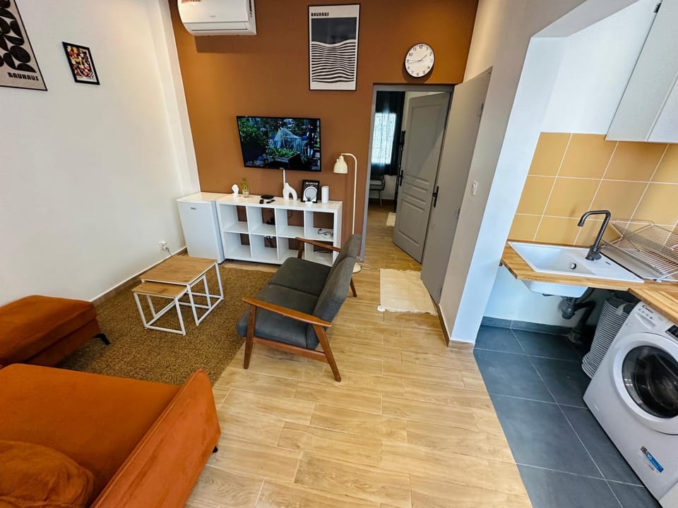 Communal lounge/ TV room, Seating area