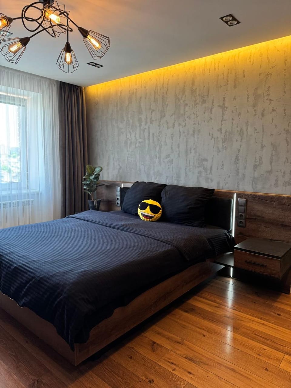 Luxary апартаменти біля центру Apartment in Ukraine