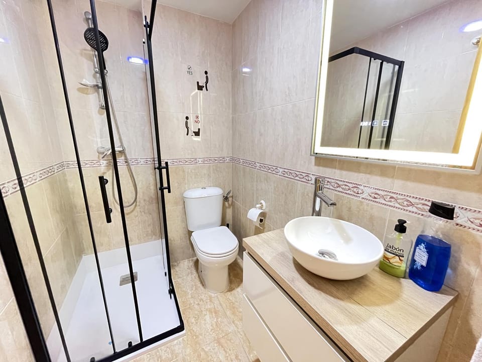 Shower, Bathroom