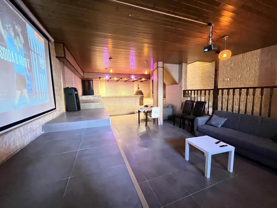 Lounge or bar
