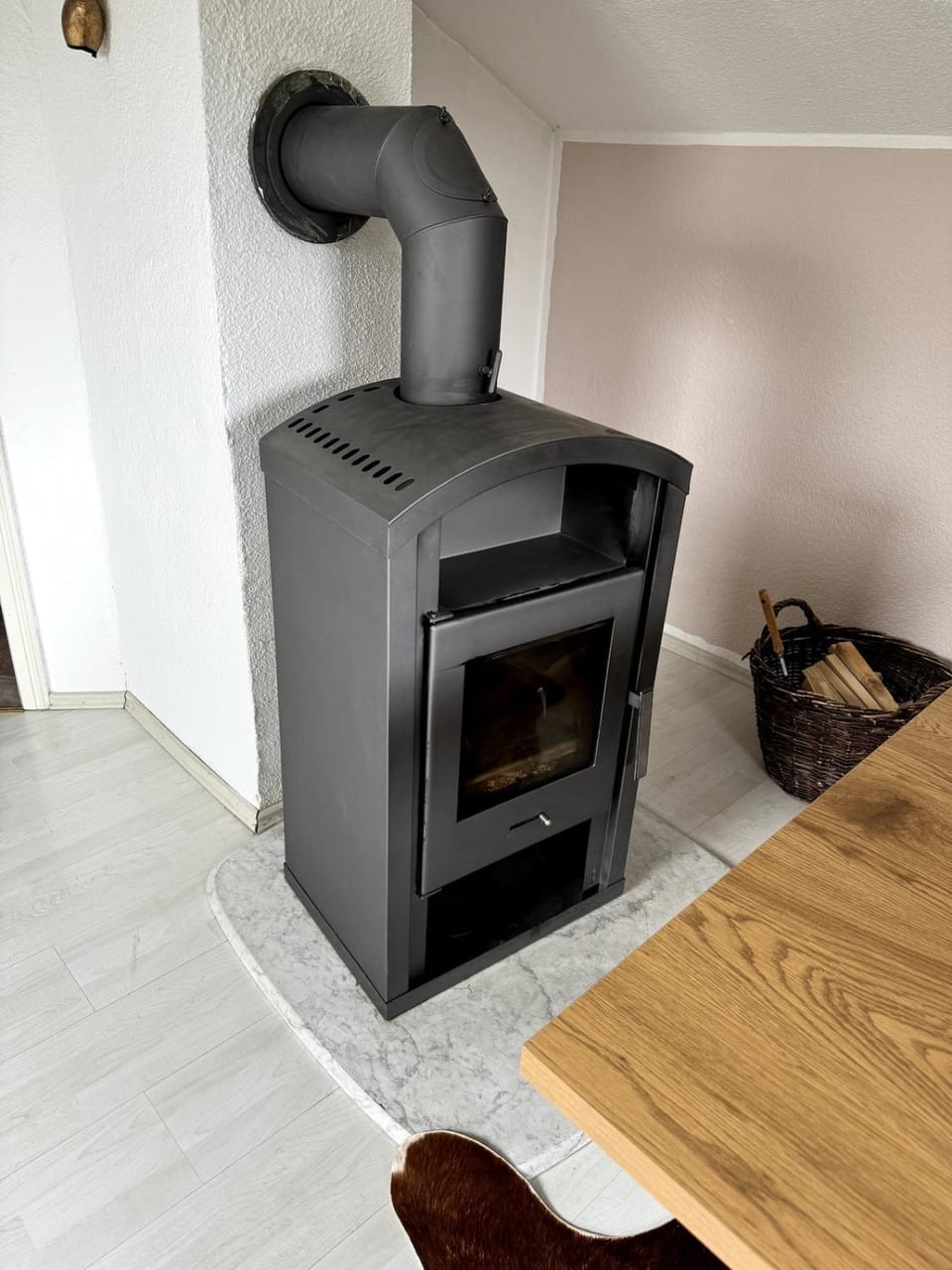 Living room, fireplace