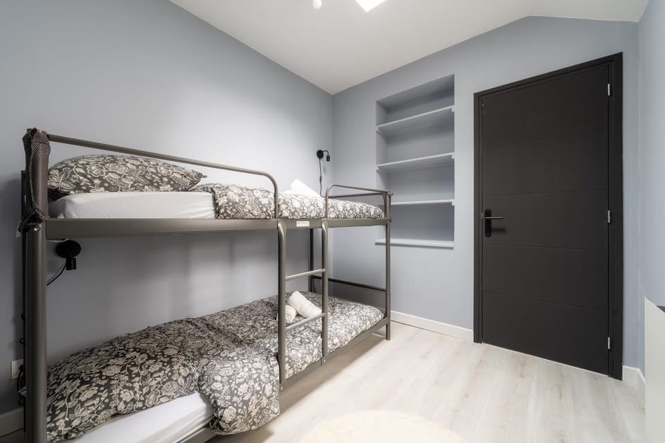 Bed, Photo of the whole room, Bedroom, bunk bed, wardrobe