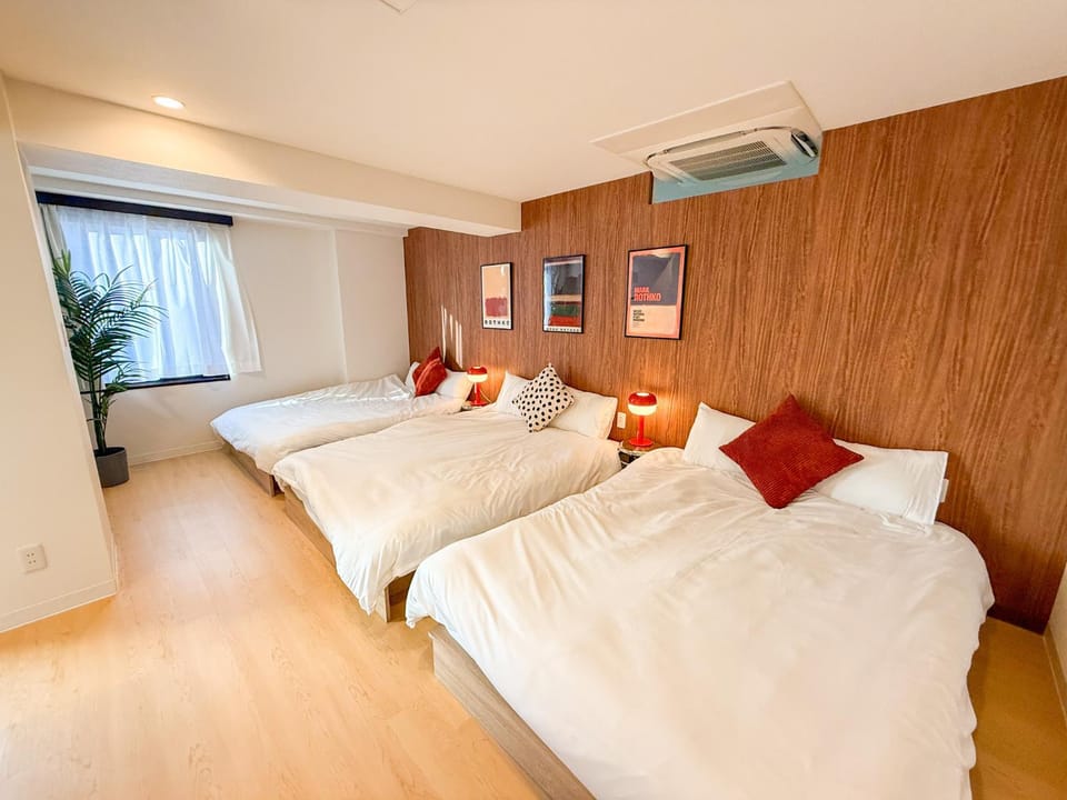Bed, Bedroom, air conditioner