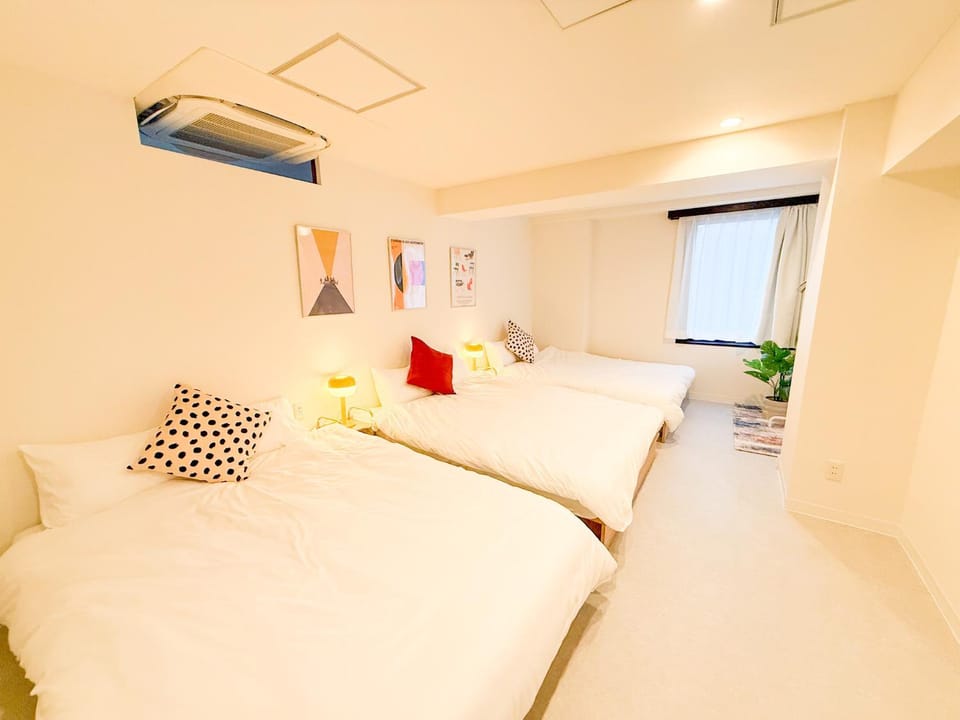 Bed, Bedroom, air conditioner