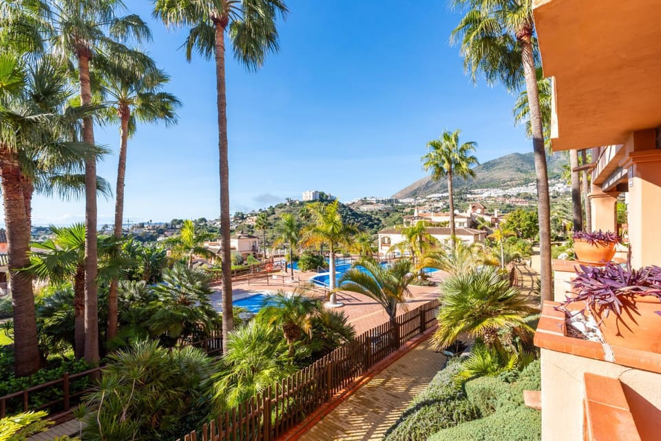 Property building, View (from property/room)