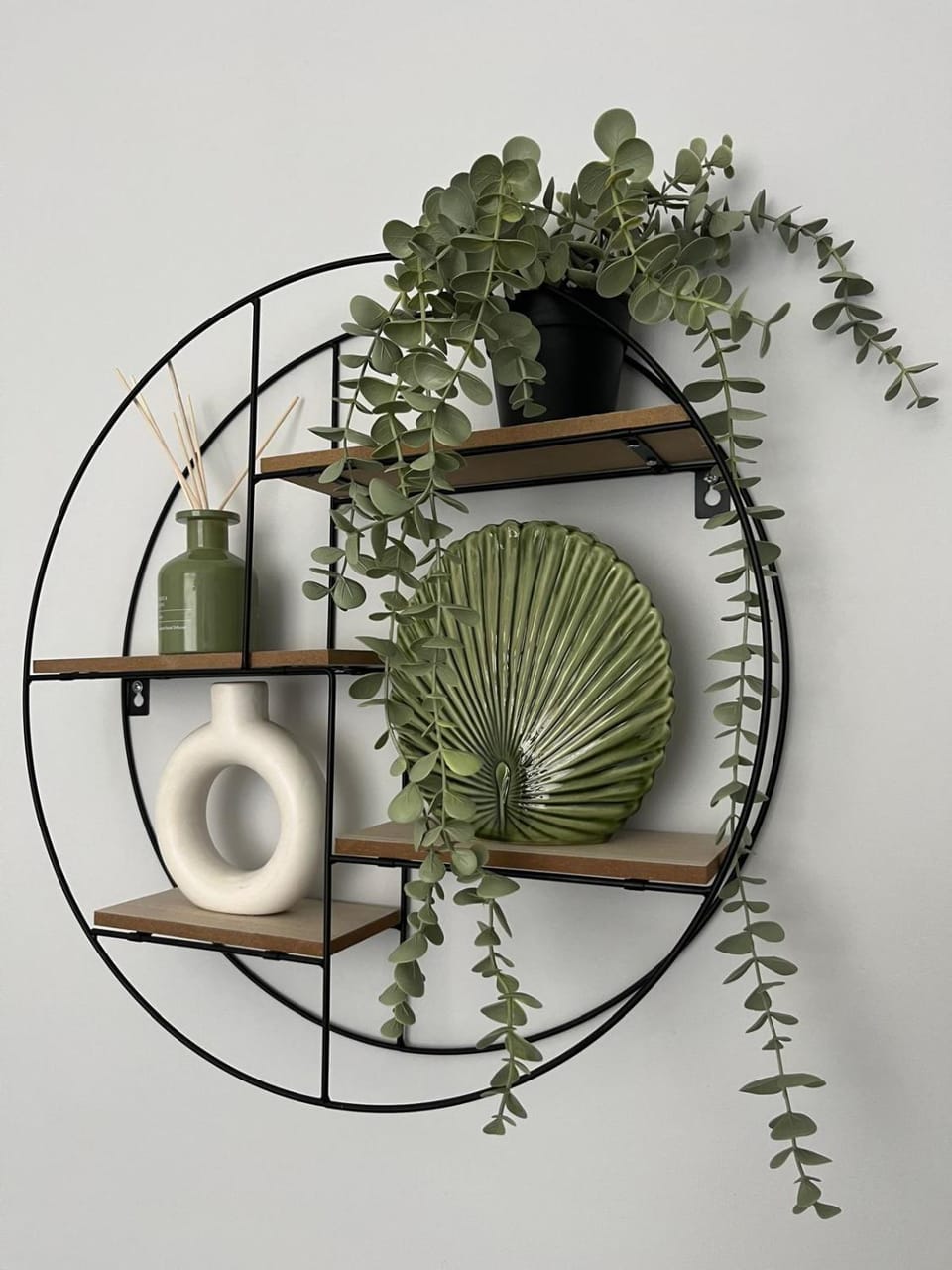 4BR Modern & Stylish, Contractors, Parking Apartment in Liverpool