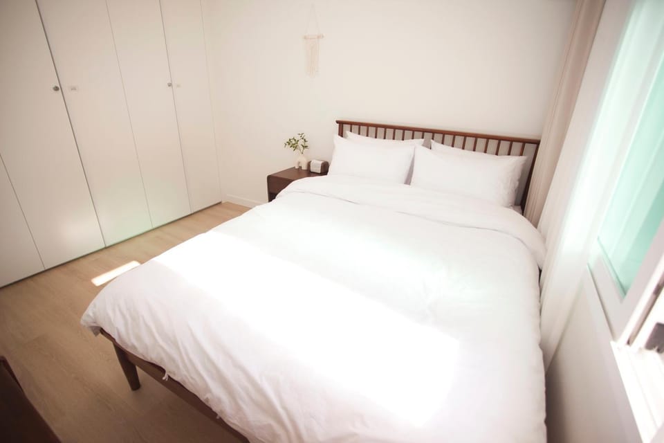 Bed, Bedroom, wardrobe